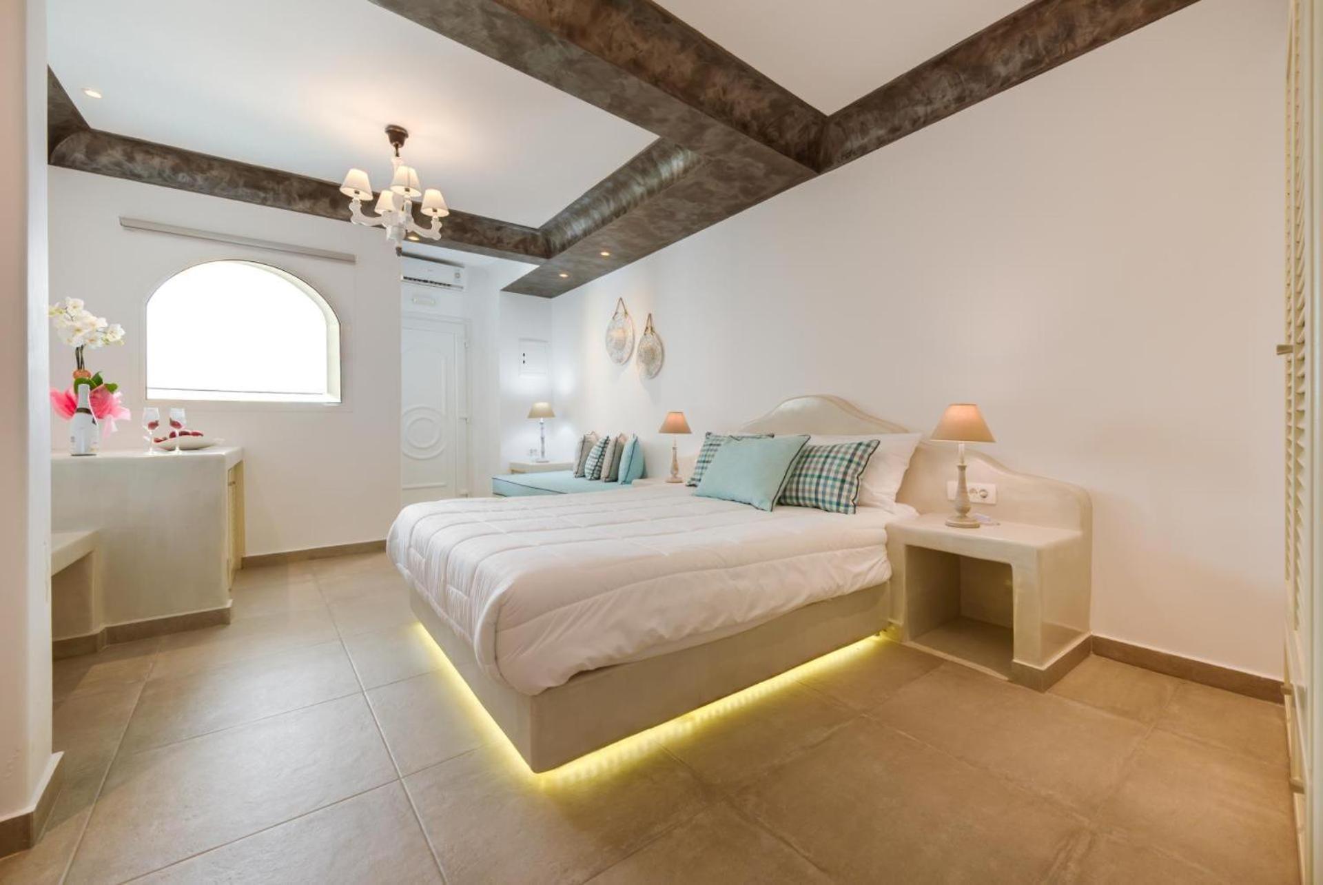 B Suites Фіра Екстер'єр фото
