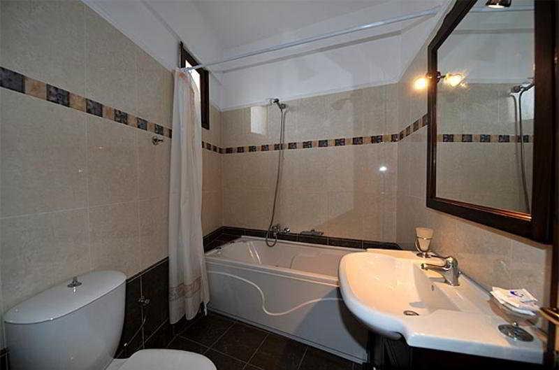 B Suites Фіра Екстер'єр фото